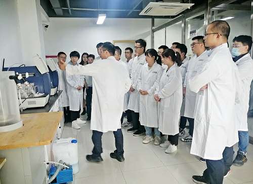 首届开云官方网页版-开云(中国)药业新技术交流会在南京举行